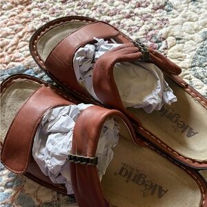 Algeria Brown Leather Slide Sandals